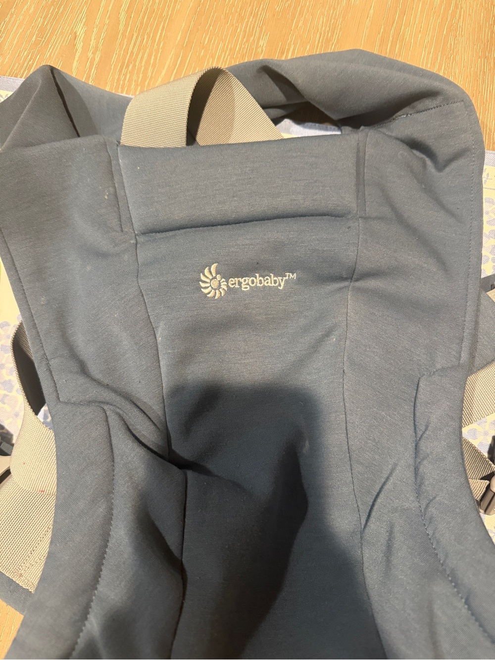 Ergobaby embrace